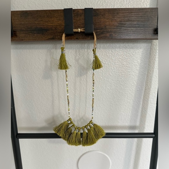 Multi-threaded Boho Tassel Pull Tie Adjustable Necklace. - Picture 5 of 11